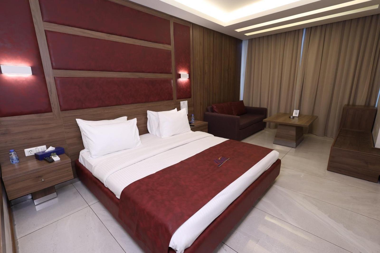 Ibiza Hotel Jounieh Esterno foto