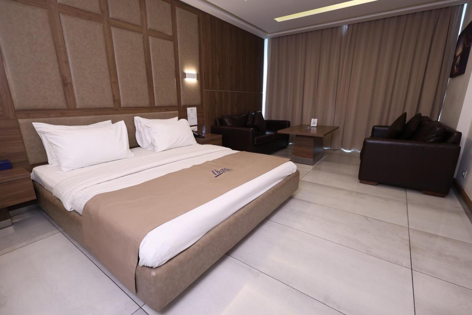 Ibiza Hotel Jounieh Esterno foto