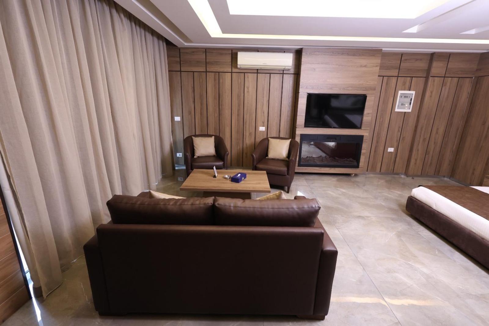Ibiza Hotel Jounieh Esterno foto