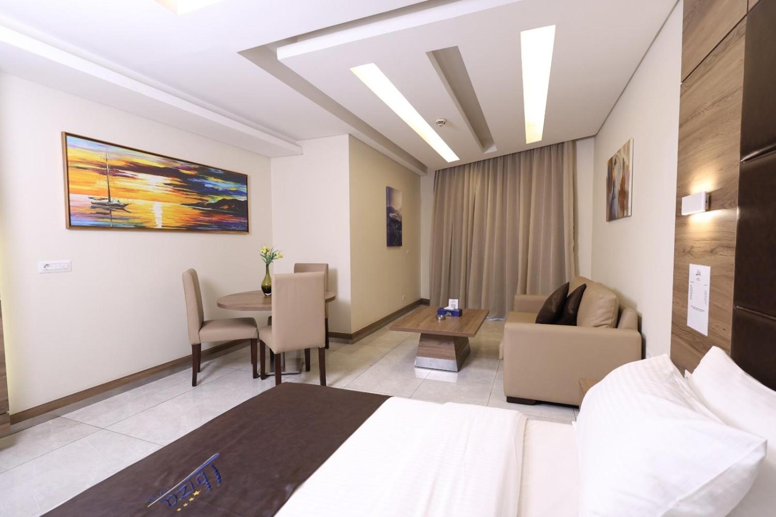 Ibiza Hotel Jounieh Esterno foto