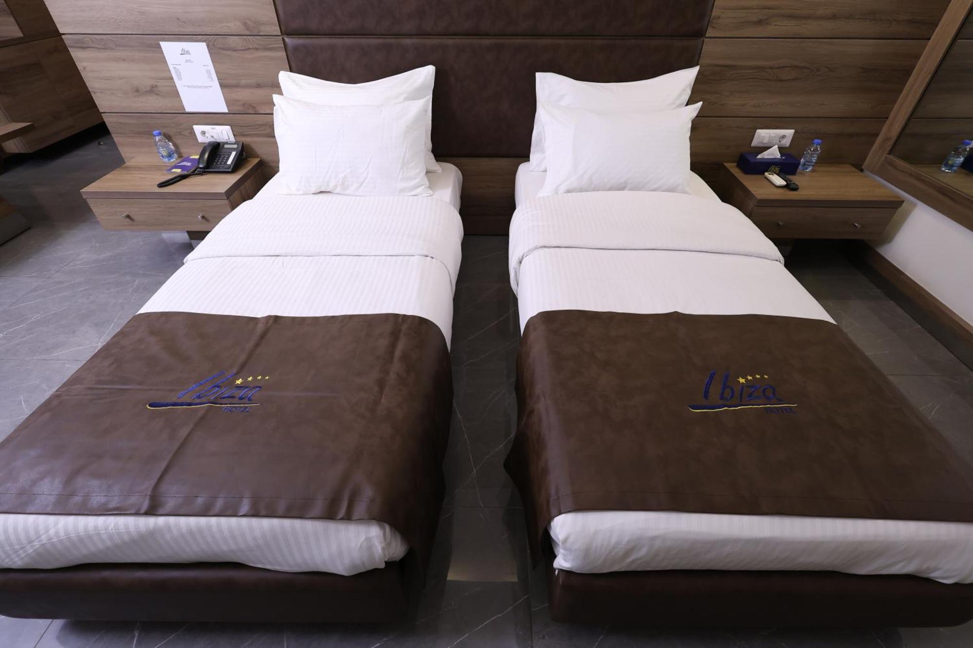 Ibiza Hotel Jounieh Esterno foto